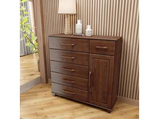 Cómoda 6 cajones y 1 puerta, en madera maciza de pino Brasil lustrado, con guías telescópicas. Tiradores de cajones reforzados. Patas torneadas macizas. Alto: 123 CM Profundidad: 125 CM Ancho: 43 CM Cómoda 6 cajones y 1 puerta, en madera maciza de pino Brasil lustrado, con guías telescópicas. Tiradores de cajones reforzados. Patas torneadas macizas. Alto: 123 CM Profundidad: 125 CM Ancho: 43 CM