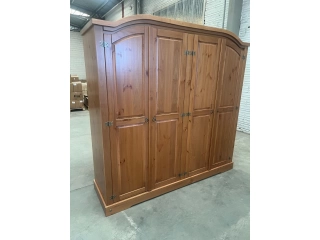 Ropero 4 puertas 8 estantes 2 barrotes opcional para colgar prendas. MEDIDAS SON: 1.95 CM DE LARGO x 1.95 DE ALTO x 57 DE PROFUNDIDAD. Ropero 4 puertas 8 estantes 2 barrotes opcional para colgar prendas. MEDIDAS SON: 1.95 CM DE LARGO x 1.95 DE ALTO x 57 DE PROFUNDIDAD.