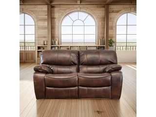 Sof&aacute;s reclinables confeccionados en madera maciza. &middot;Asiento y respaldo en espumas de alta densidad y fibras siliconadas. &middot;Tapizado en Leather air; premium (combinaci&oacute;n de pulpa de cuero y acabado sint&eacute;tico). &middot;Sistema de recline met&aacute;lico de apertura mec&aacute;ni