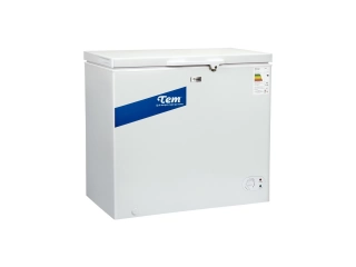 Descripción CAPACIDAD: 200 Lts Frío húmedo Tropical**** Eficiencia Energética B Refrigerante 600A Función dual, refrigerador o freezer Interior blanco prepintado 1 Canasto Incluye puertas de vidrio corredizas Panel de control frontal para regular funcione Descripción CAPACIDAD: 200 Lts Frío húmedo Tropical**** Eficiencia Energética B Refrigerante 600A Función dual, refrigerador o freezer Interior blanco prepintado 1 Canasto Incluye puertas de vidrio corredizas Panel de control frontal para regular funcione