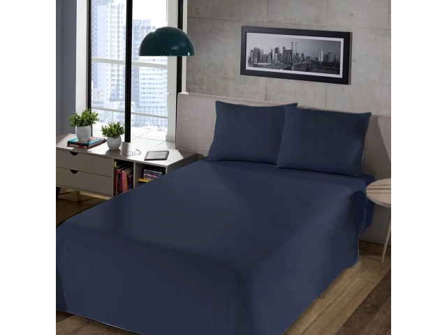 Descripcion: Colores azul blanco beige. Diseño de la tela: Liso. Su principal material es poliéster. Composición: microfibra. Sábana ajustable de 200cm x 160cm. Sábana plana de 240cm x 225cm. Para colchón de hasta 200cm de largo x 160cm de ancho x 30cm de